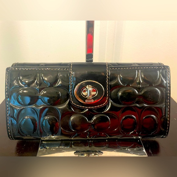 Coach Handbags - Coach Large Patent Leather Embossed Signature Wallet - EUC